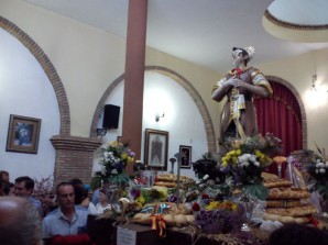 San-Isidro-reposa-en-su-ermita-tras-la-procesion
