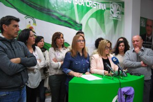 Carro y López dieron lectura al manifiesto andalucista en apoyo a la Mujer Trabajadora