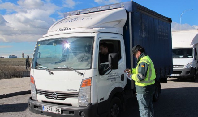campaña-vigilancia-DGT-camiones-y-furgonetas