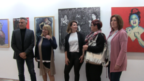 La exposición ‘Femenino Singular’ inicia el programa del Día de la Mujer en Isla Cristina