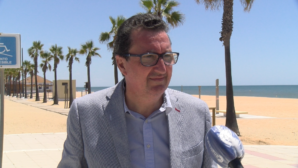 González está orgulloso de que La Antilla sea pionera en el sello ‘Andalucía Segura’