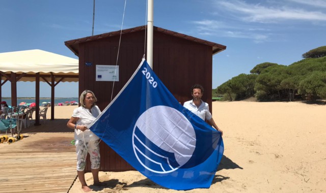 Las banderas azules ondean en las playas del Caño de la Culata y San Miguel