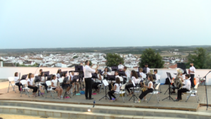 La Banda Infantil de Musíca de Villablanca estrenó el nuevo auditorio Blanca Villa
